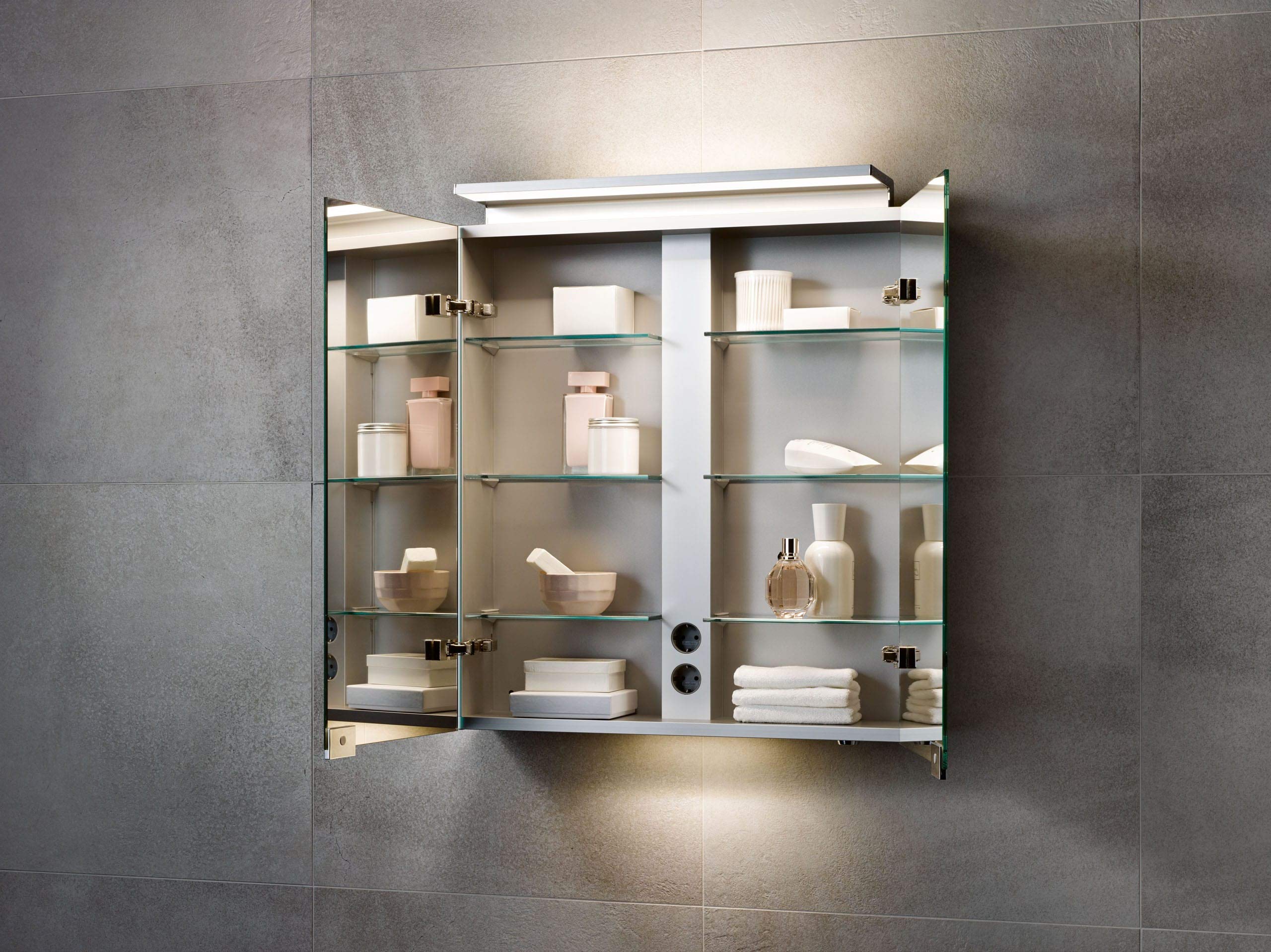 keuco-royal-l1-spiegelschrank-65-cm-2-t-rig-led-dimmbar image 5