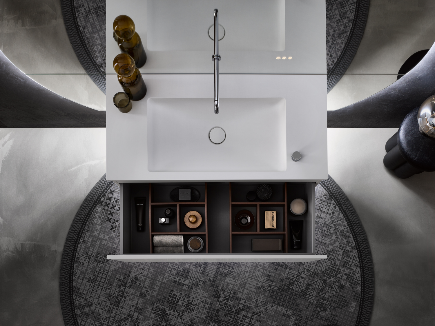 frasco-the-face-spiegelschrank-178-cm-wei-schwarz-rechts image 4