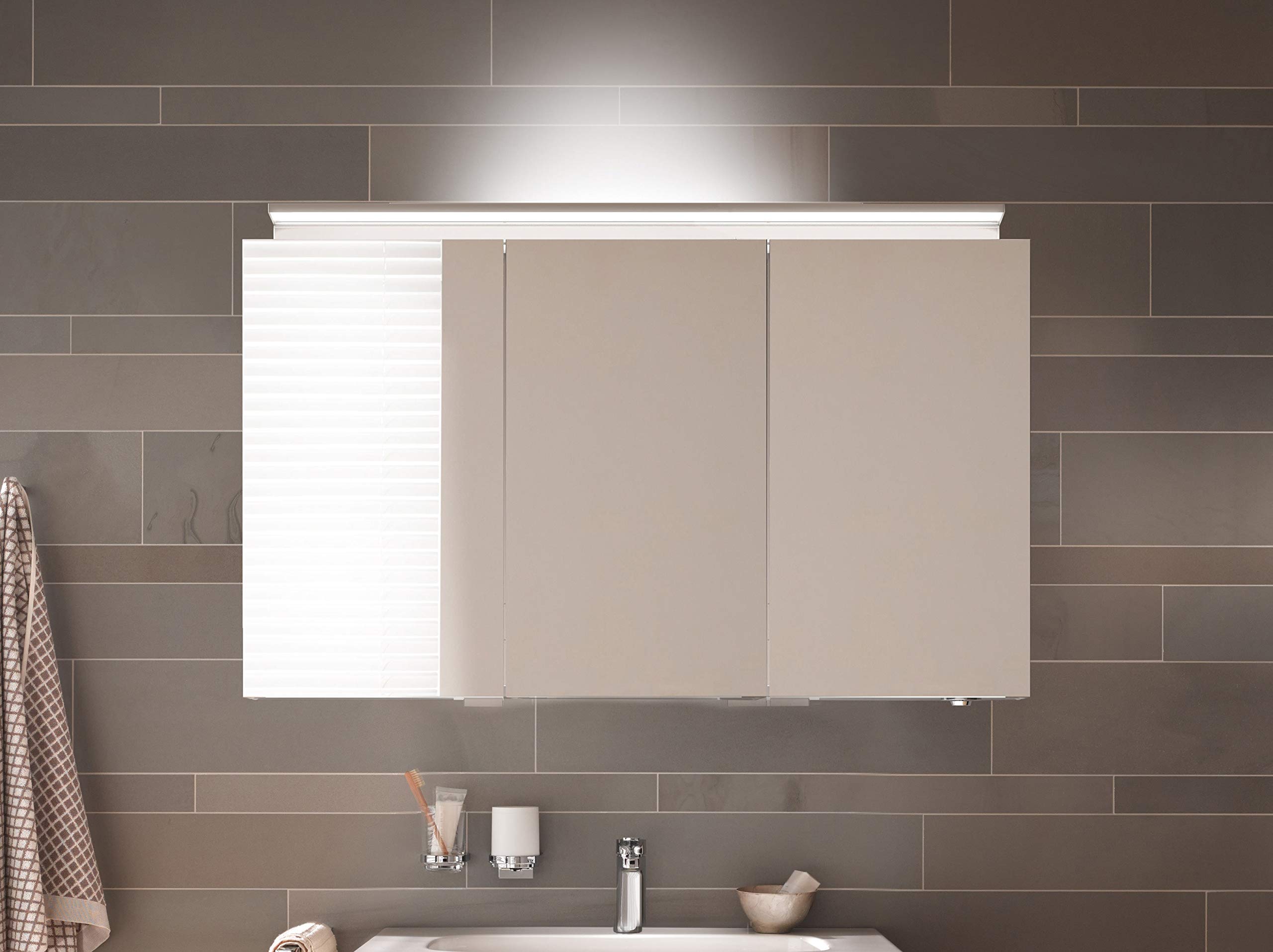 keuco-royal-l1-spiegelschrank-120-cm-3-t-rig-led-dimmbar image 4