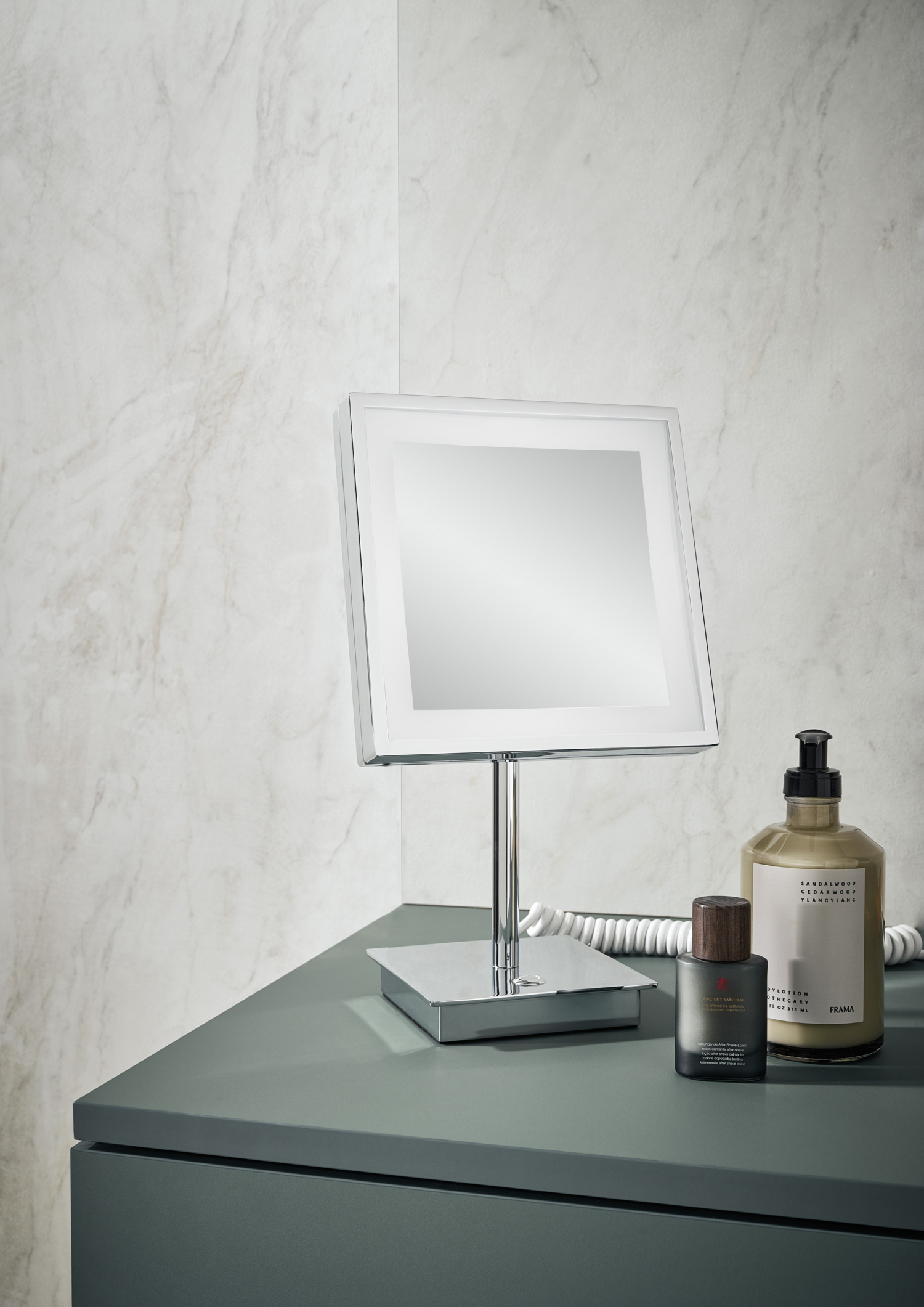 frasco-sential-led-standspiegel-3-fach-eckig-203x203-mm image 3