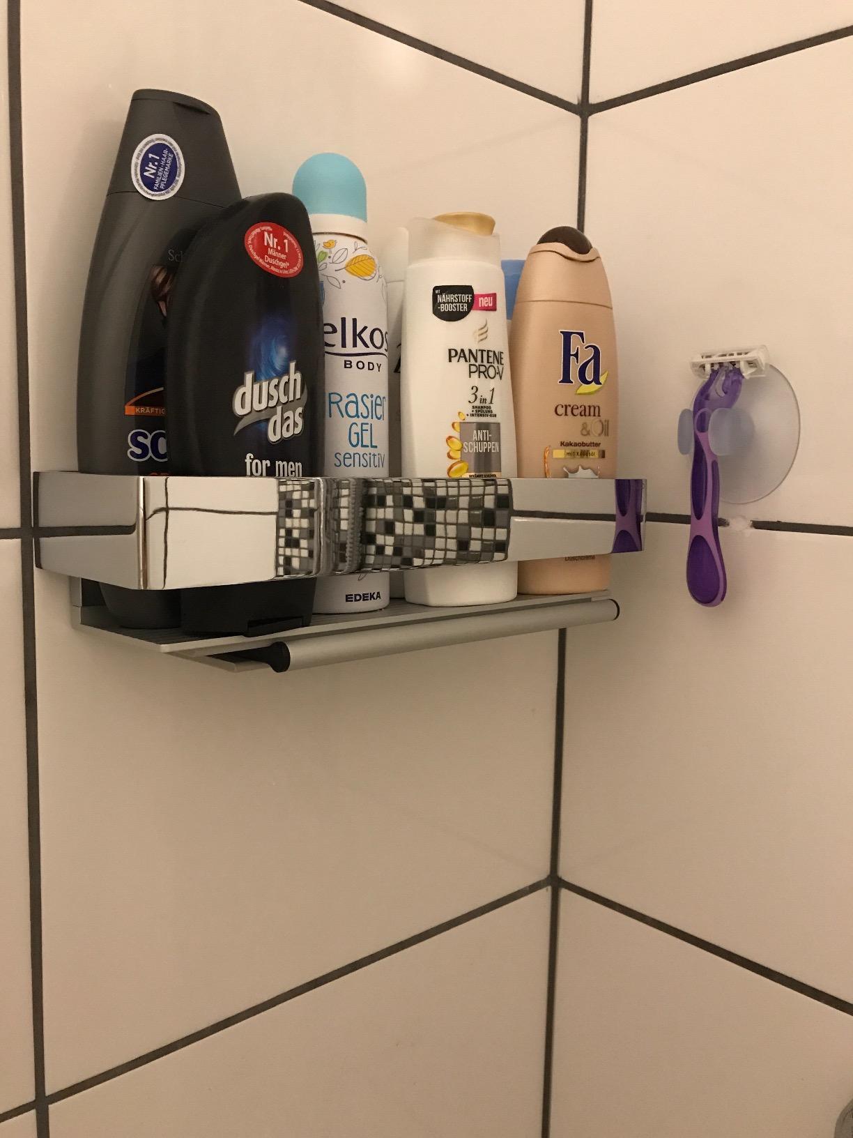 Fest an der Wand
