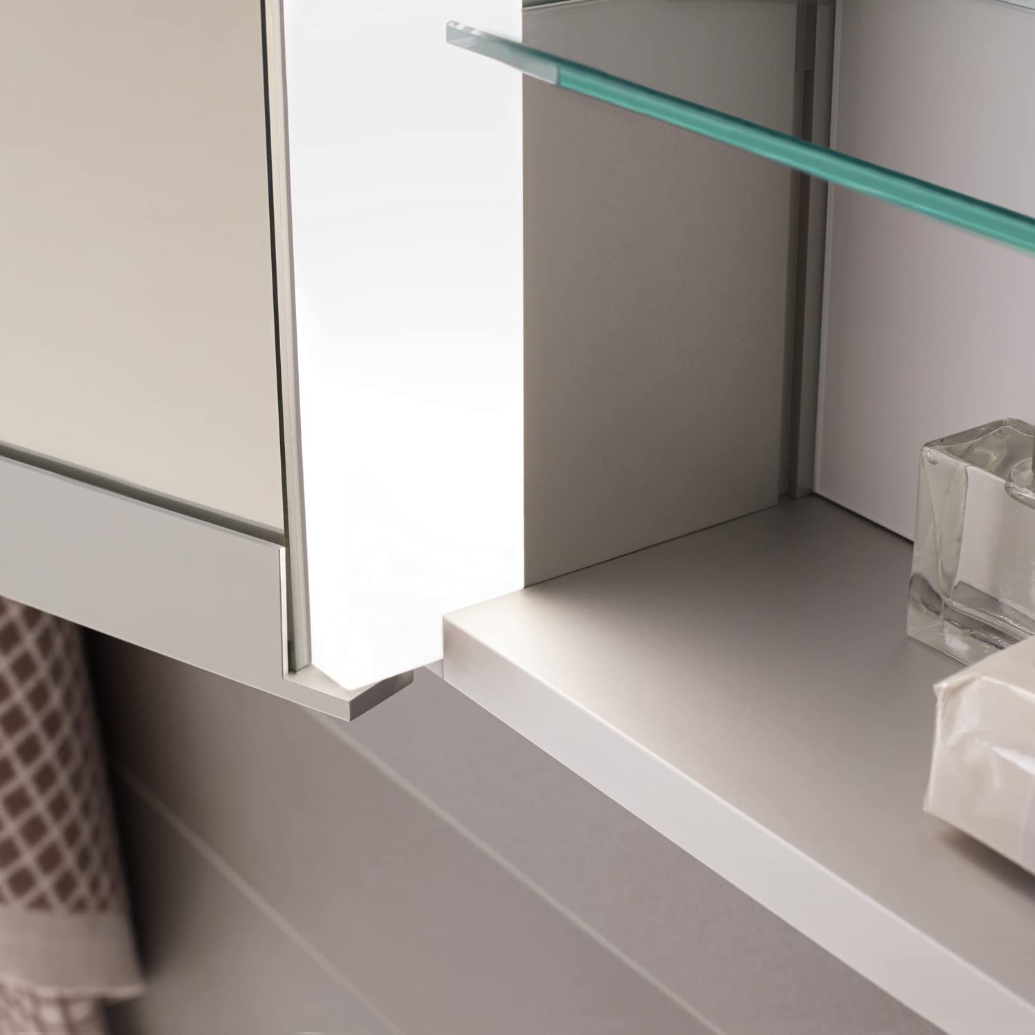 keuco-royal-match-spiegelschrank-130-cm-2-t-rig-led-dimmbar image 8