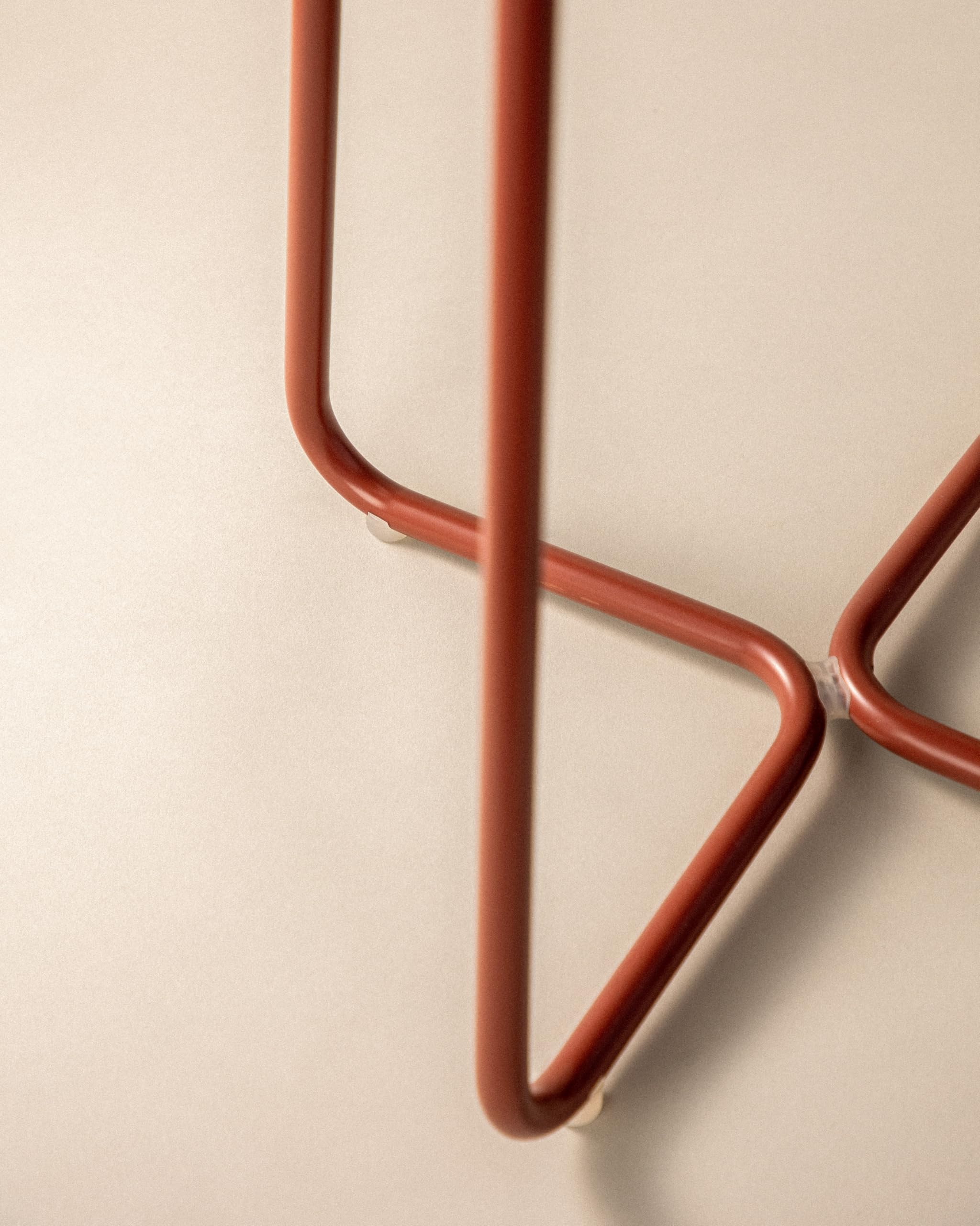 cosmic-geyser-hocker-terracotta-edelstahl-bad image 5