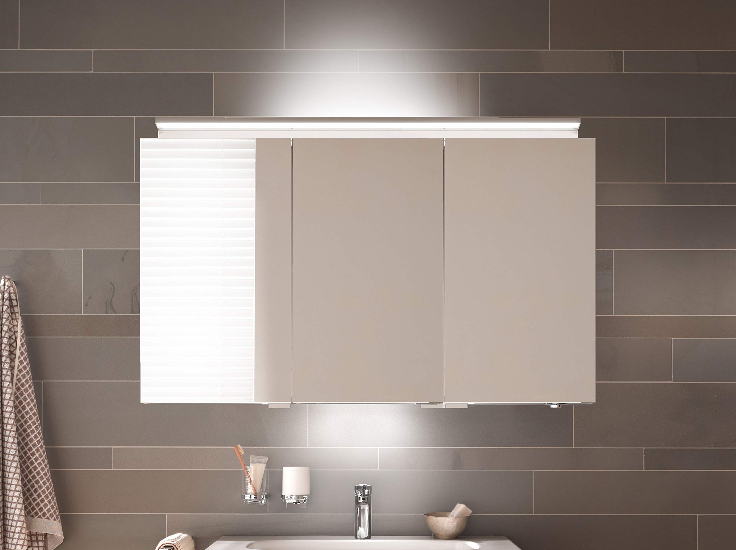 keuco-royal-l1-spiegelschrank-120-cm-3-t-rig-led-dimmbar image 3