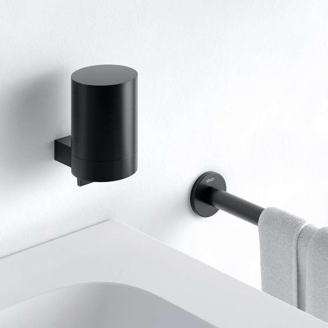 keuco-plan-seifenspender-280-ml-schwarz-matt-metall image 8