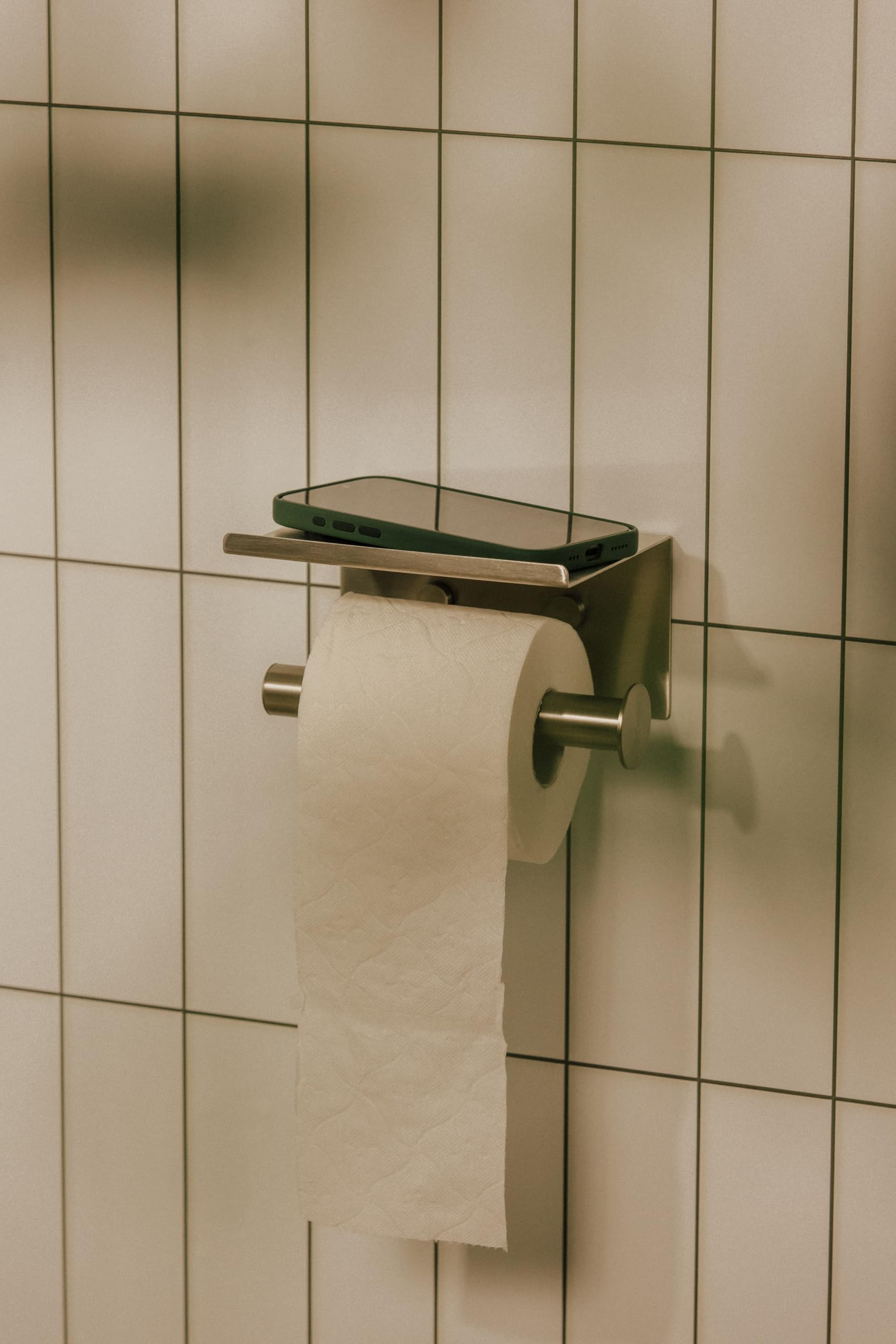 cosmic-architect-s-toilettenpapierhalter-gold-geb-rstet-mit-deckel image 5