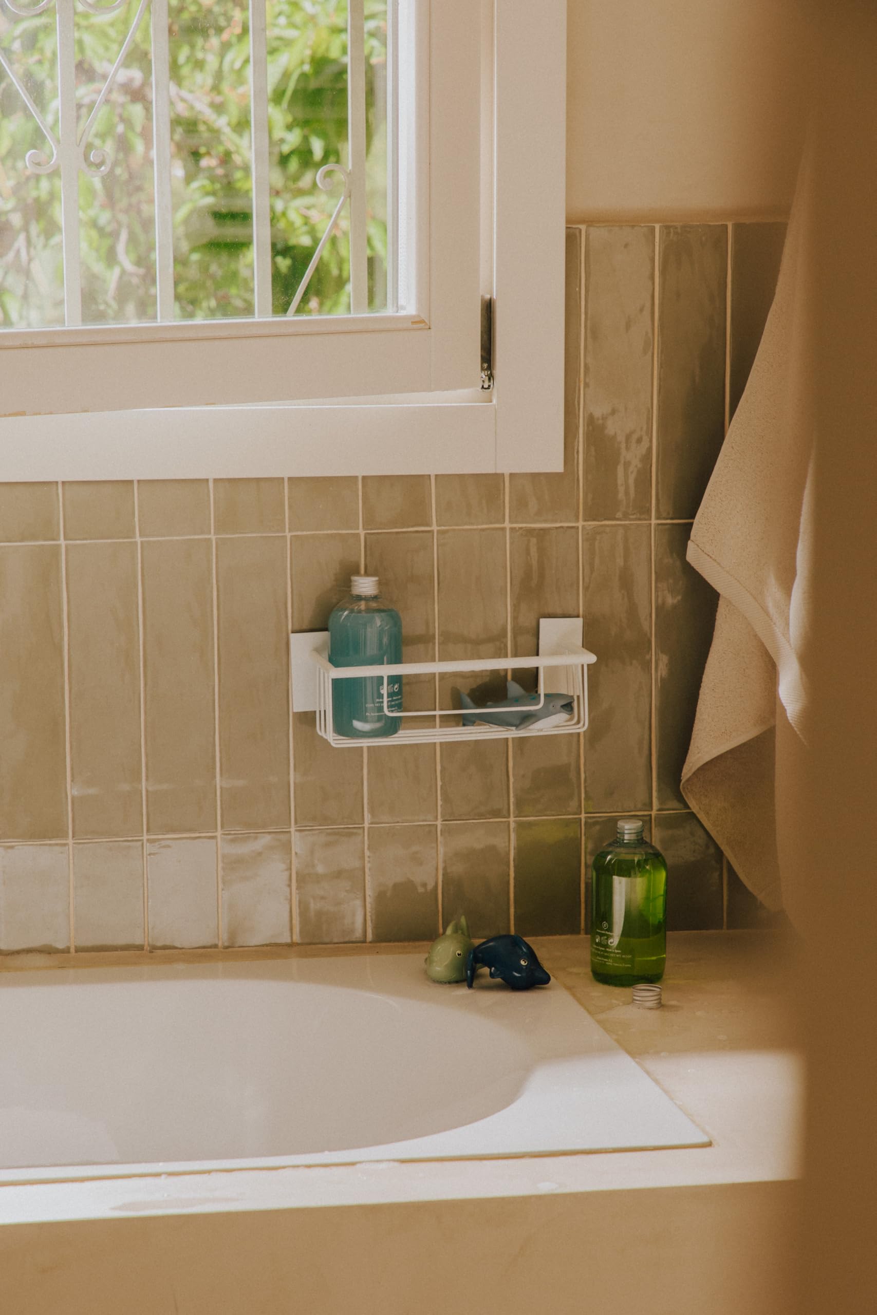 cosmic-bath-duschablage-30-cm-chrom-messing-zum-kleben image 5