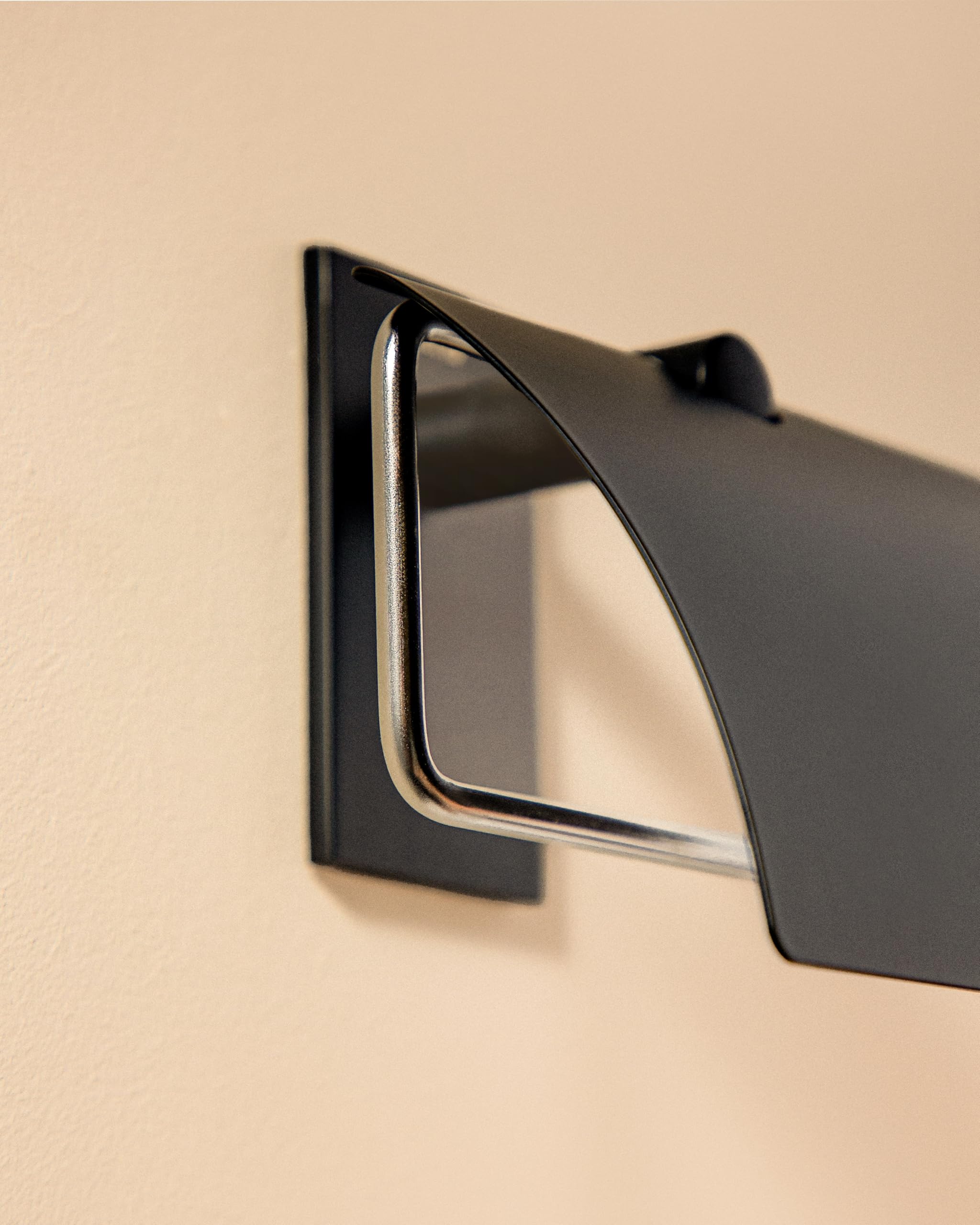 bath-toilettenpapierhalter-mit-deckel-chrom-klebend image 4