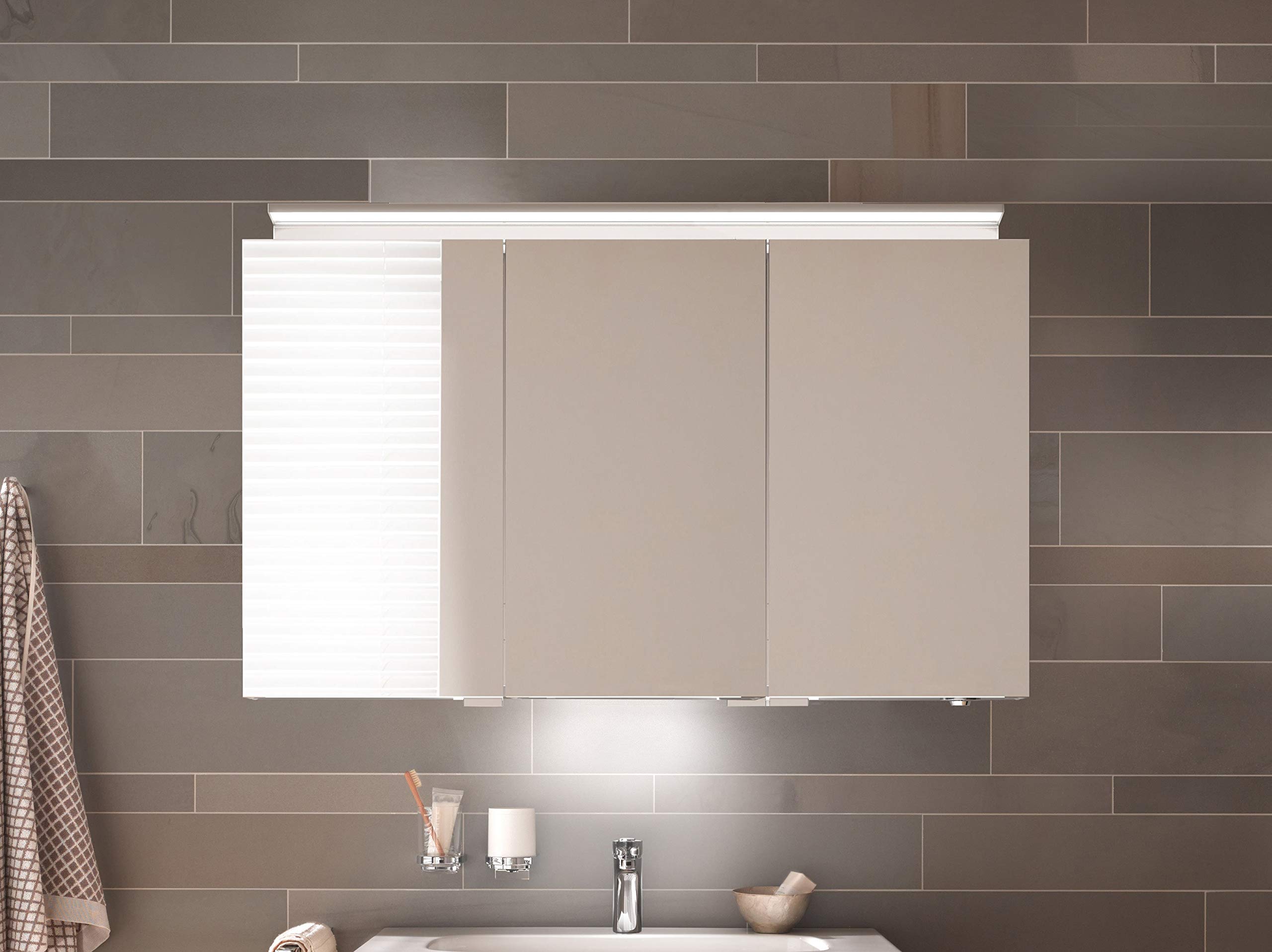 keuco-royal-l1-spiegelschrank-120-cm-3-t-rig-led-dimmbar image 5